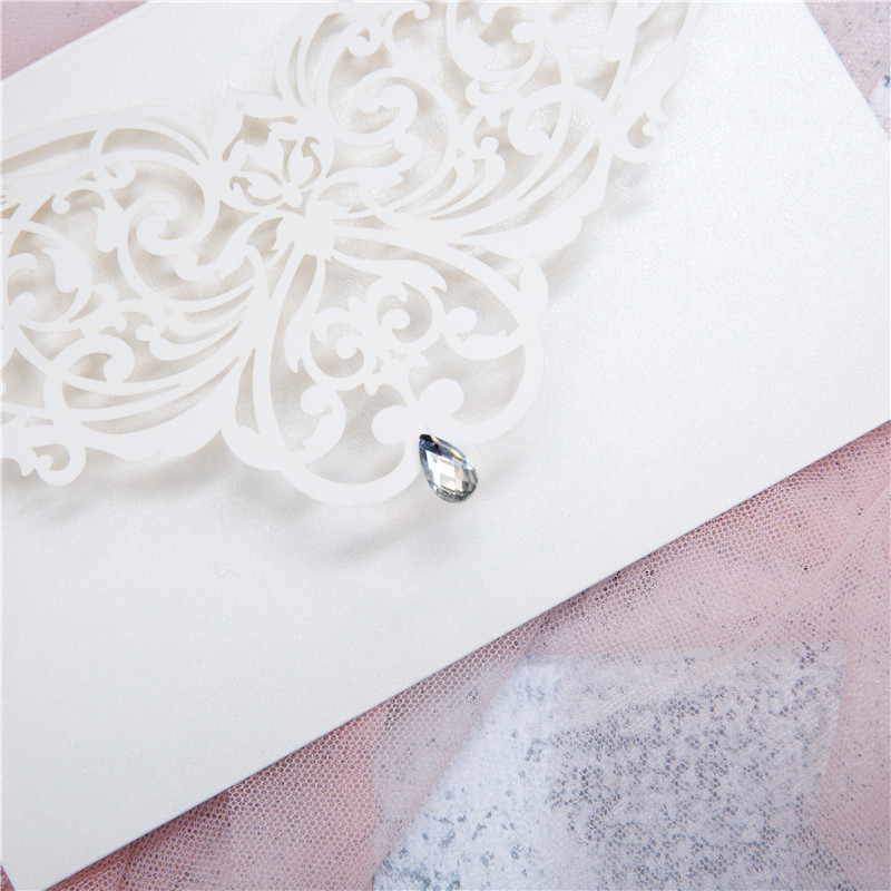 Convite de Casamento Elegente Branco Diamante cortado laser Revenda WPL0018  Clique na imagem para fechar